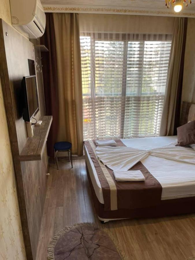 Oezguer Hotel Antalya Exteriér fotografie