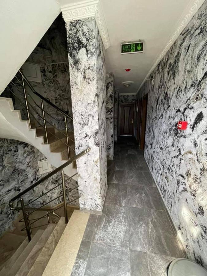 Oezguer Hotel Antalya Exteriér fotografie