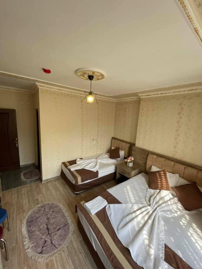 Oezguer Hotel Antalya Exteriér fotografie